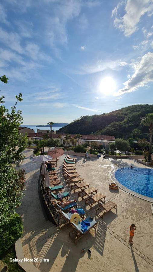 Blue Horizon Apartment Resort Budva Exterior photo